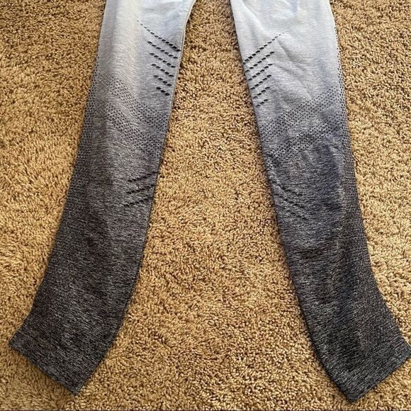 NWT Central Park Active Blue & Gray Ombré Leggings XS/S - Picture 4 of 5
